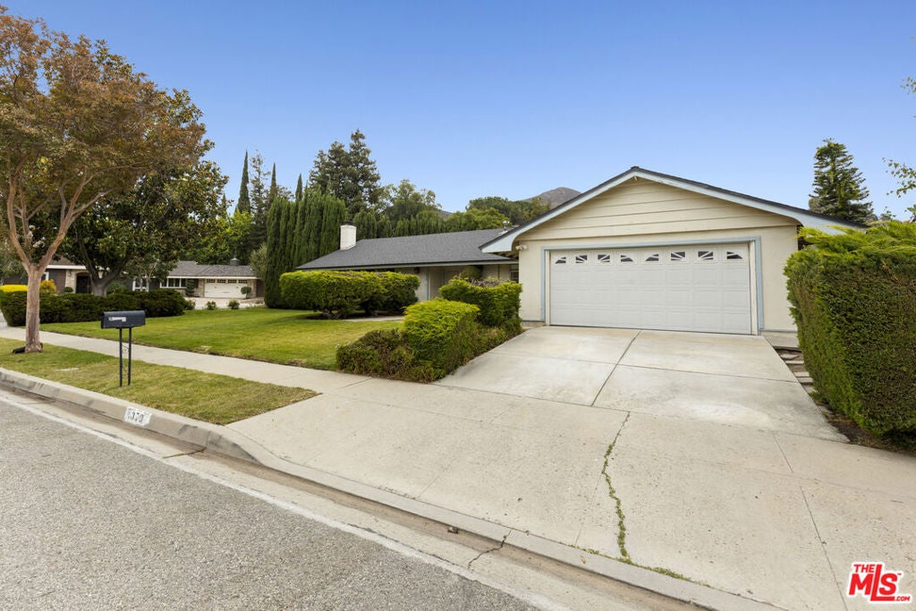 Photo of Listing #25569577