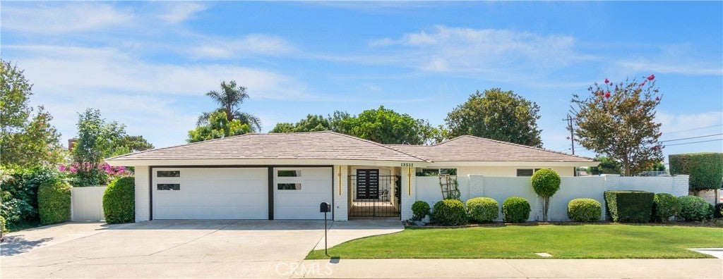 Photo of Listing #OC25165352