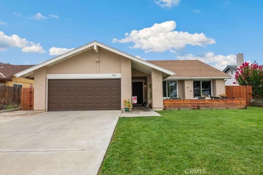 Photo of Listing #IV25166688