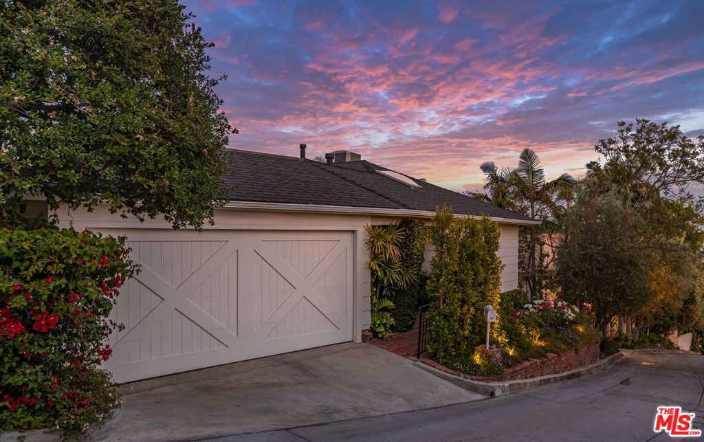 Photo of Listing #25570069