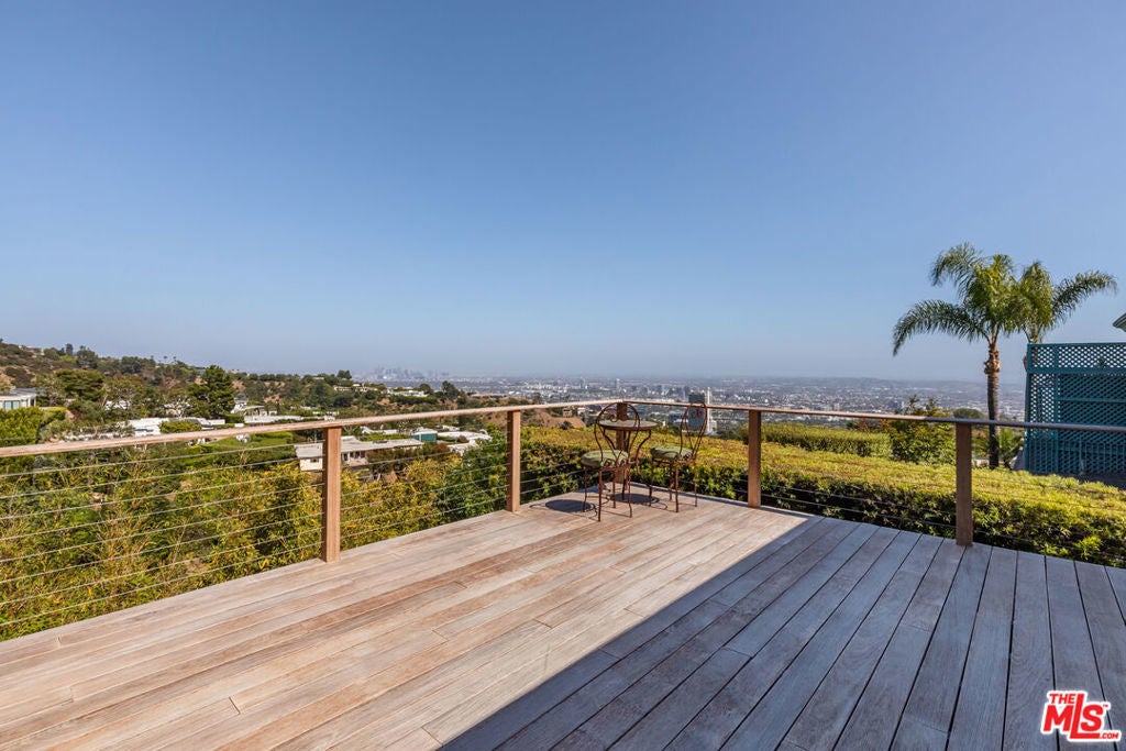 Photo of Listing #25570069