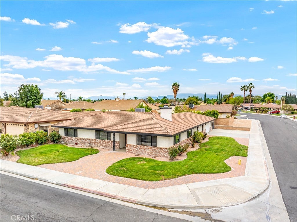 Photo of Listing #SW25167892