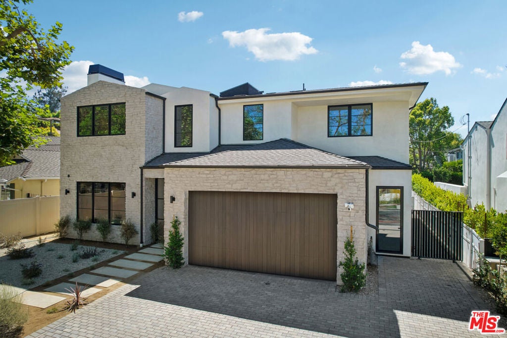 Photo of Listing #25569265