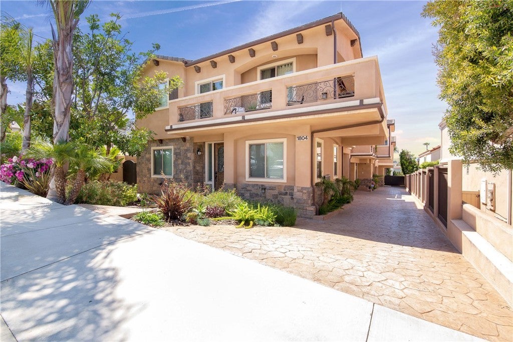 Photo of Listing #SB25167672