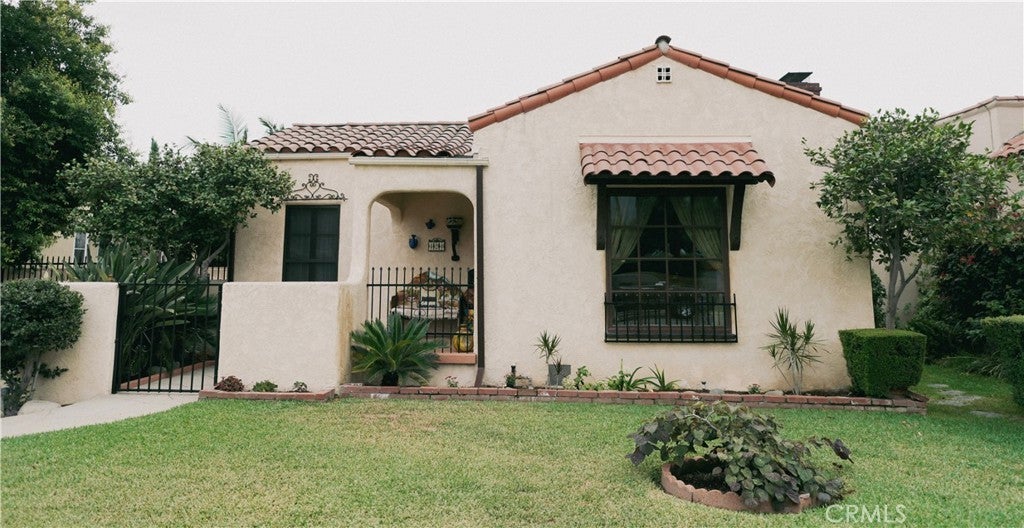 Photo of Listing #IV25167549