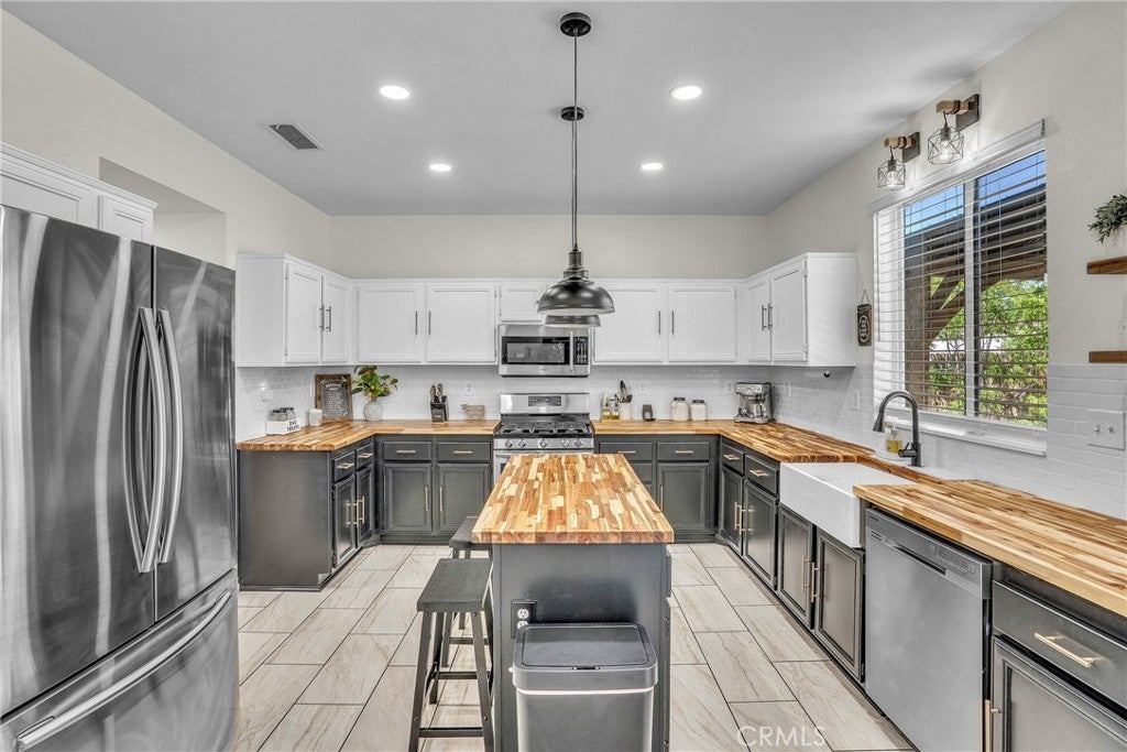 Photo of Listing #DW25163307