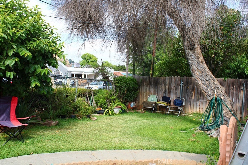 Photo of Listing #IV25168417