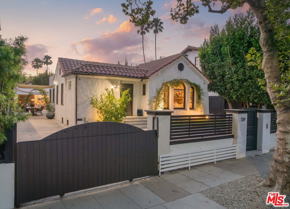 Photo of Listing #25569623