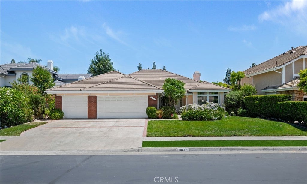 Photo of Listing #SR25168467