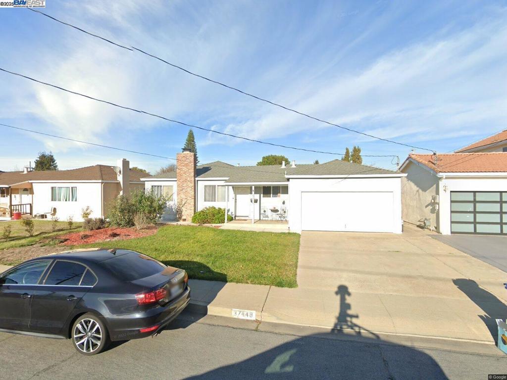 Photo of Listing #41106237