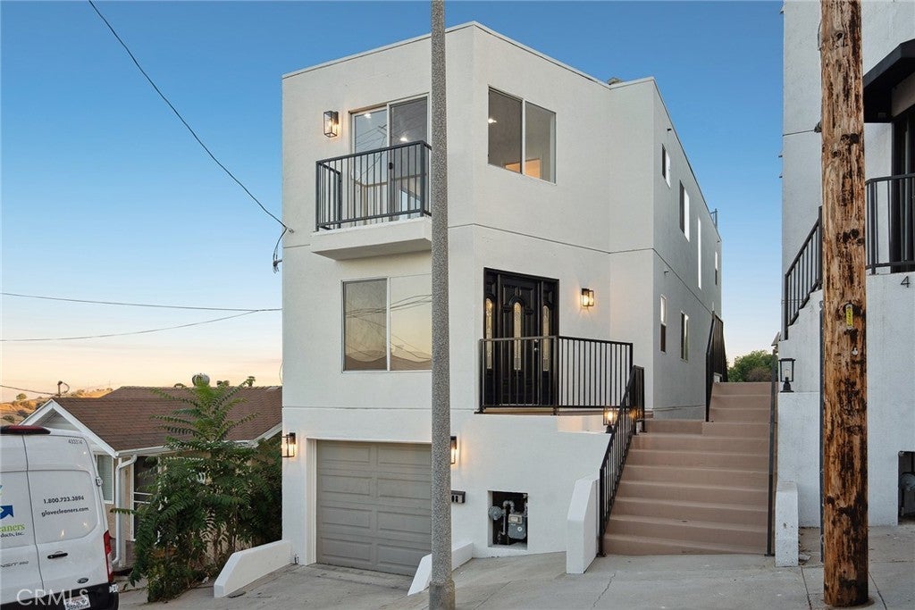 Photo of Listing #SR25160917