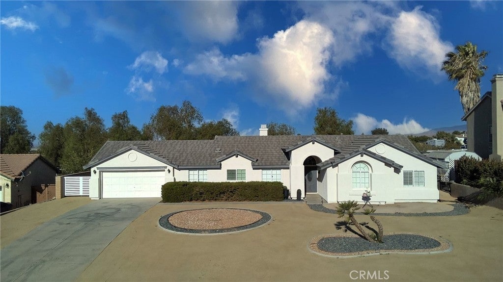 Photo of Listing #MB25168846