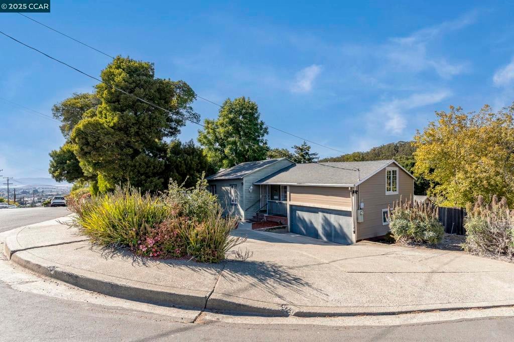 Photo of Listing #41106320