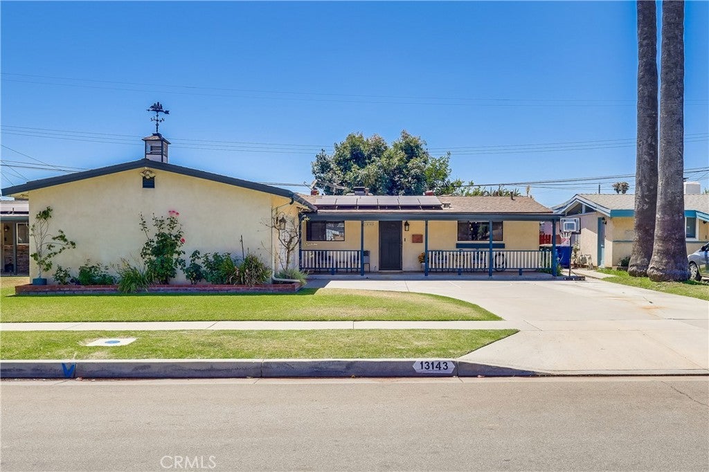 Photo of Listing #DW25169062