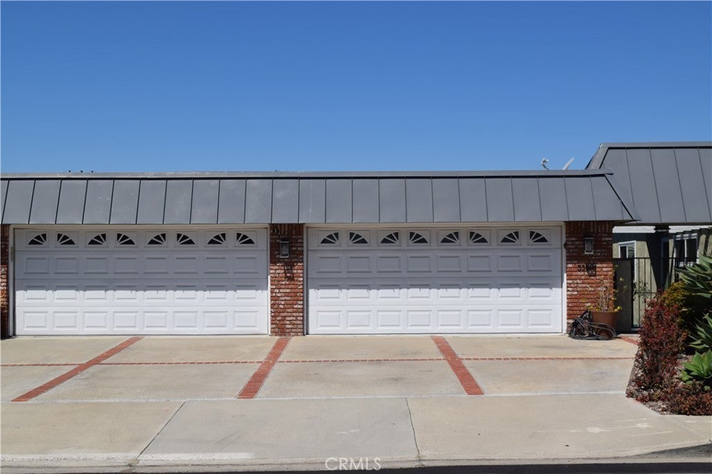 Photo of Listing #OC25169208