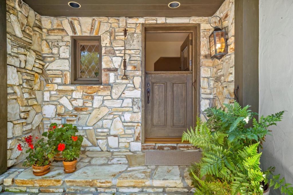 Photo of Listing #ML82016139