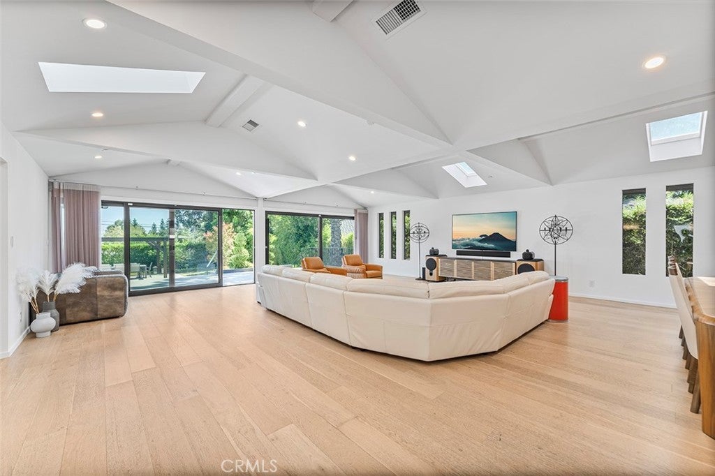 Photo of Listing #PW25168026