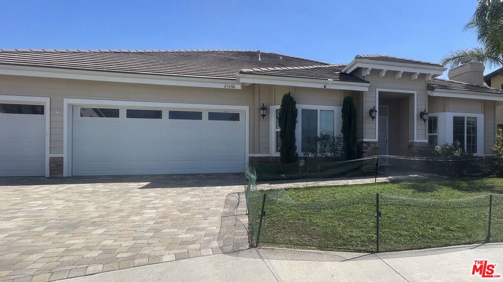 Photo of Listing #25571209