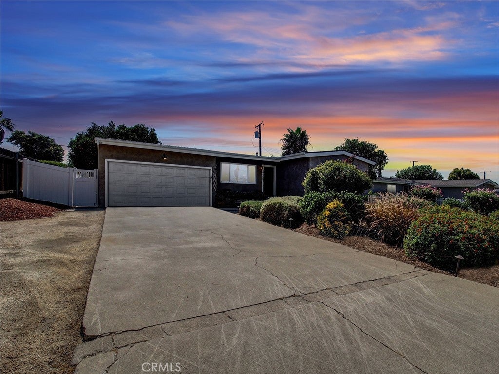 Photo of Listing #CV25170003