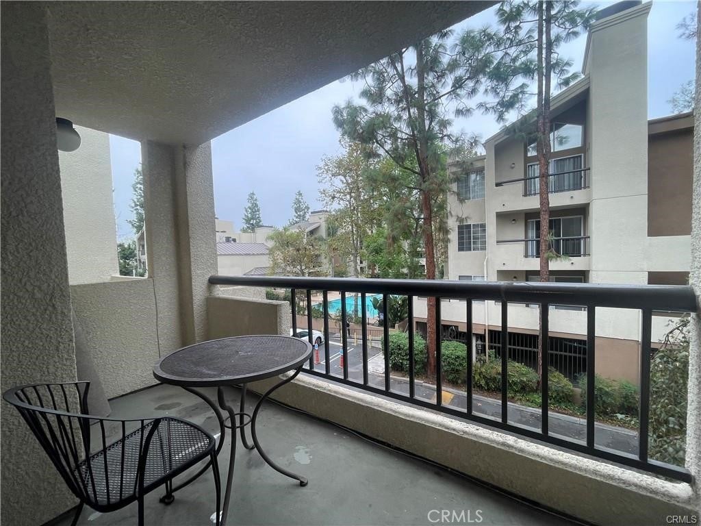 Photo of Listing #SR25170362