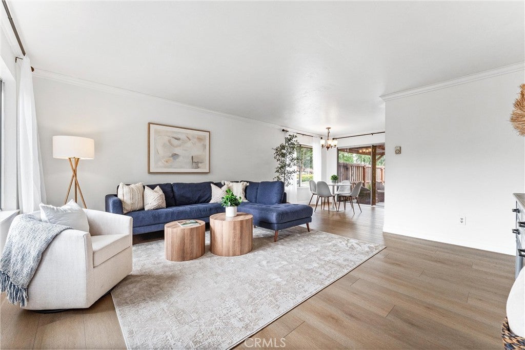 Photo of Listing #RS25170079