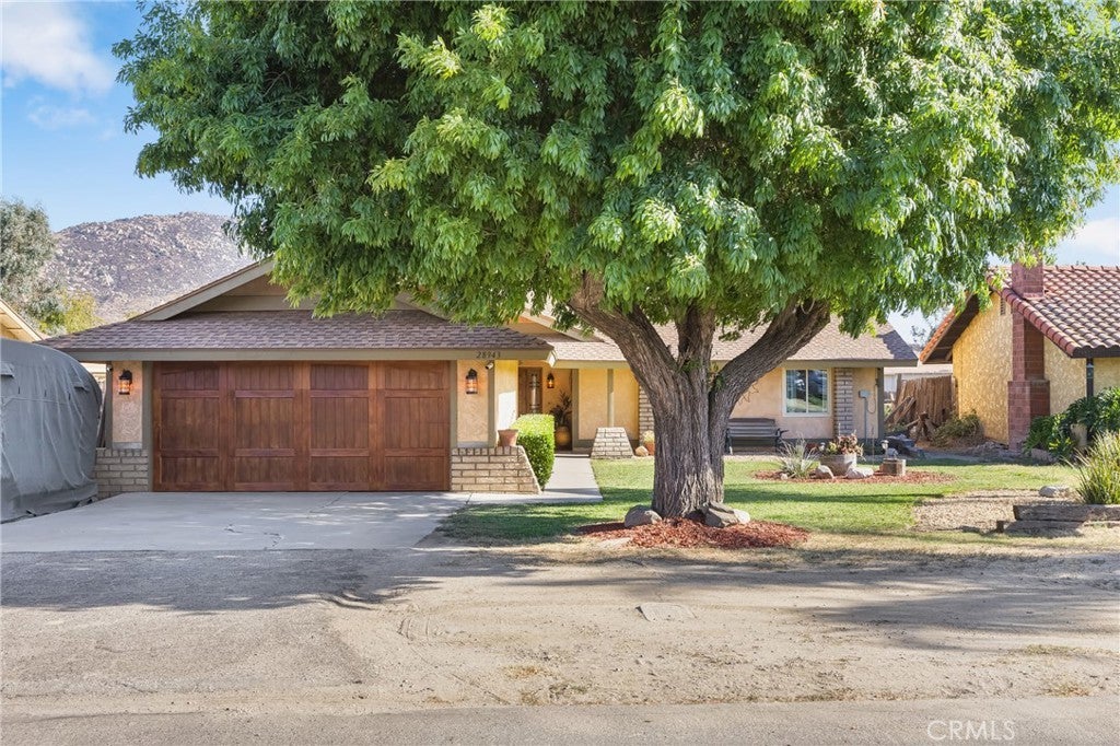 Photo of Listing #IV25170733