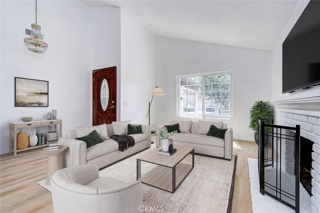 Photo of Listing #SB25170918