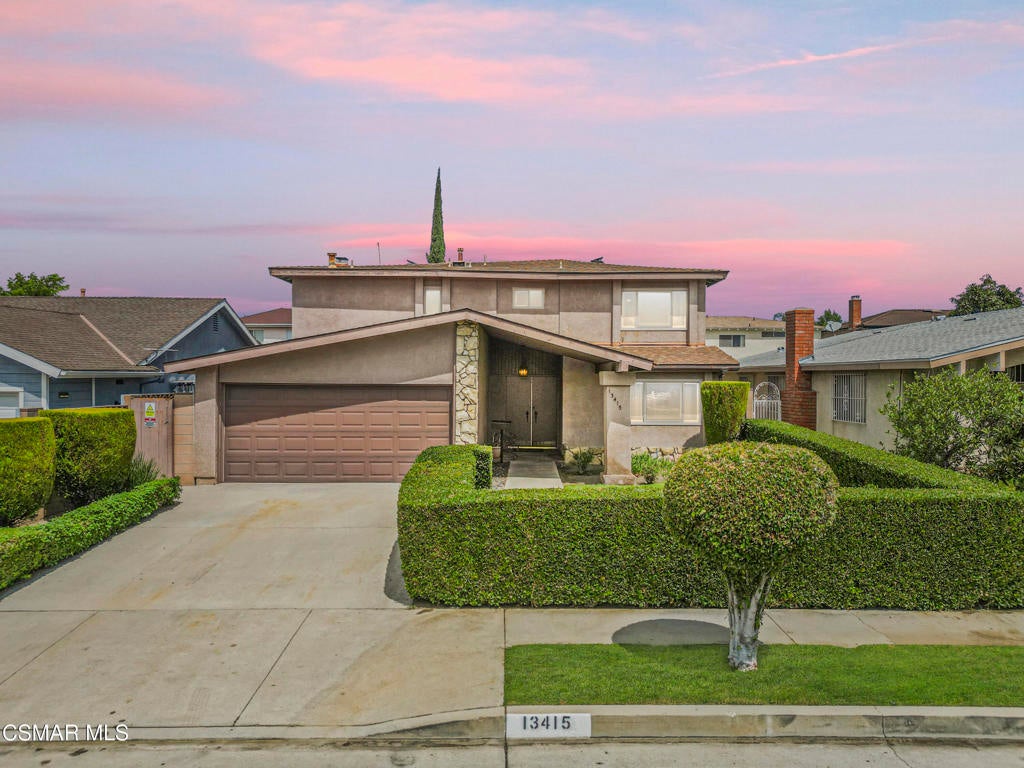 Photo of Listing #225003842