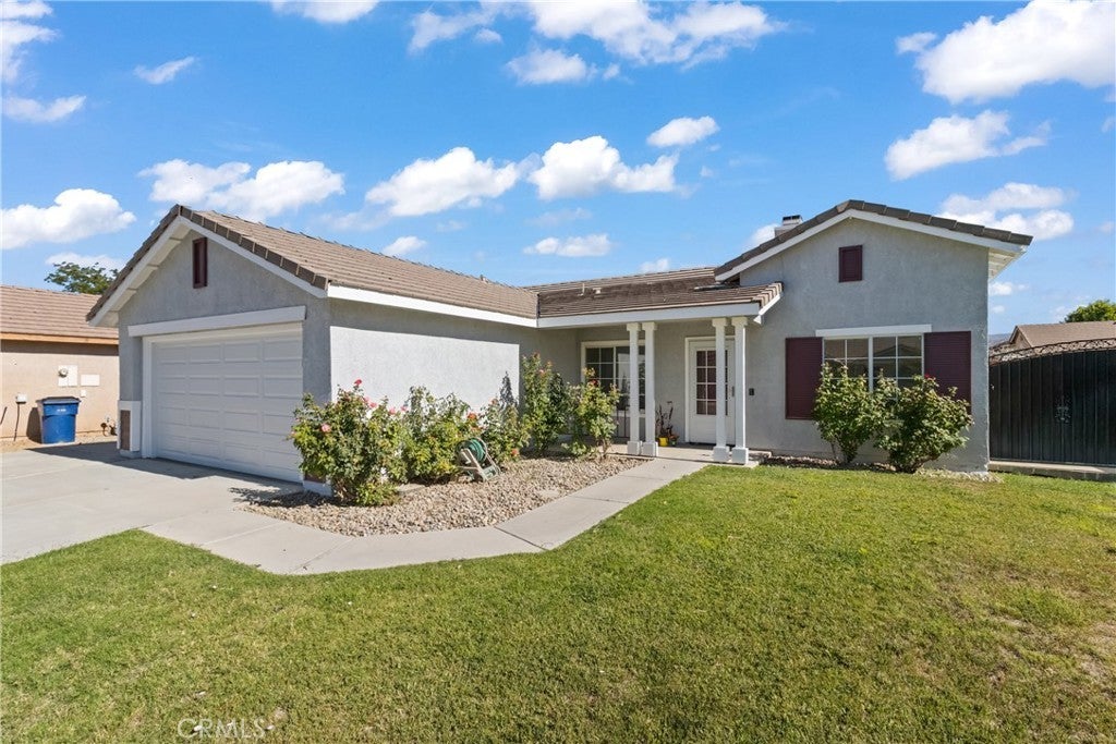 Photo of Listing #SR25104358