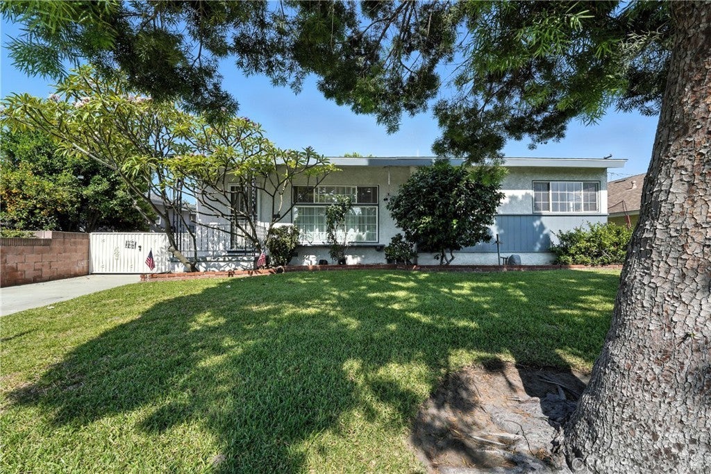 Photo of Listing #PW25168895