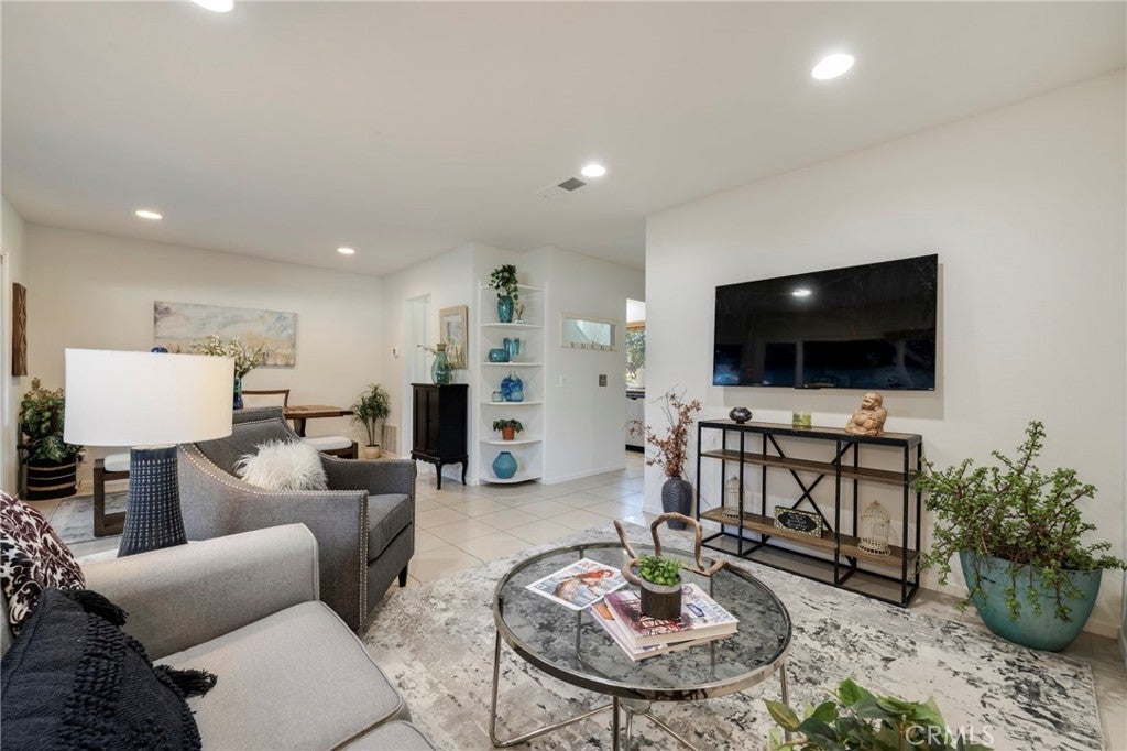 Photo of Listing #PW25171136