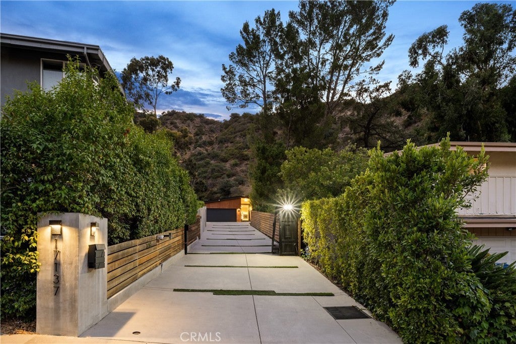 Photo of Listing #SR25169701