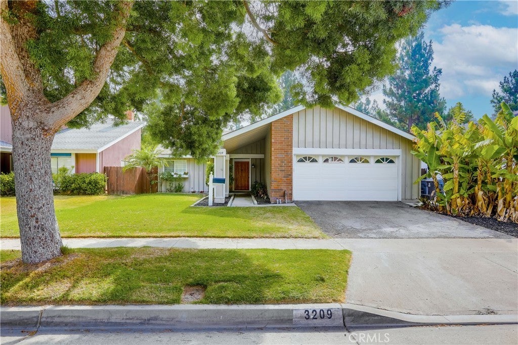 Photo of Listing #NP25163863