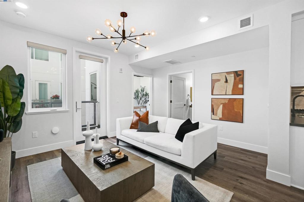 Photo of Listing #41106541