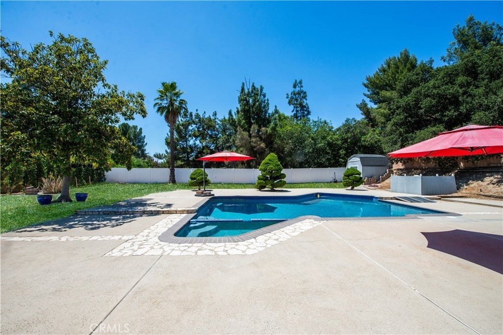 Photo of Listing #SR25170319