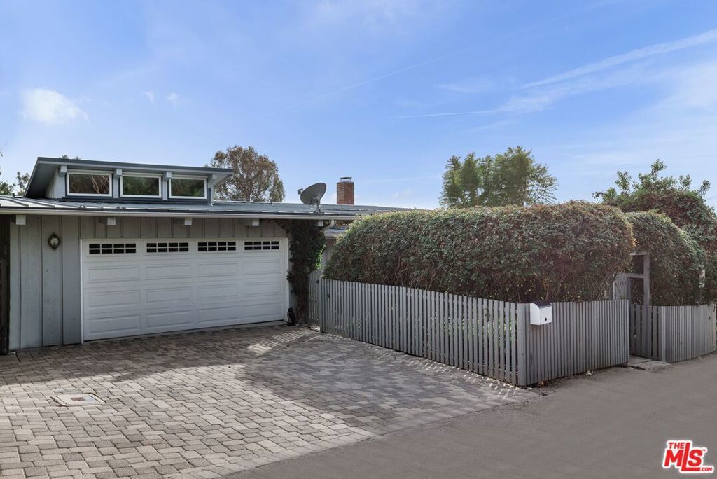 Photo of Listing #25571437