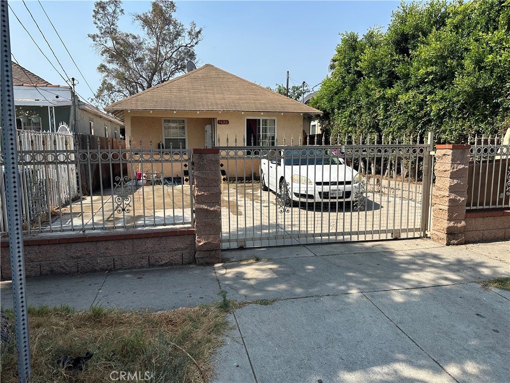 Photo of Listing #DW25171630