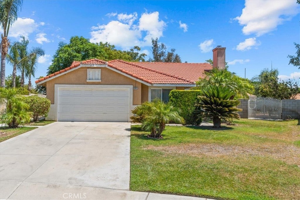 Photo of Listing #DW25169878