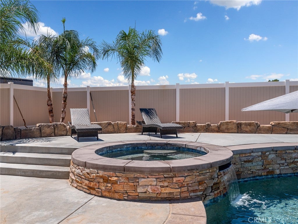 Photo of Listing #HD25171612