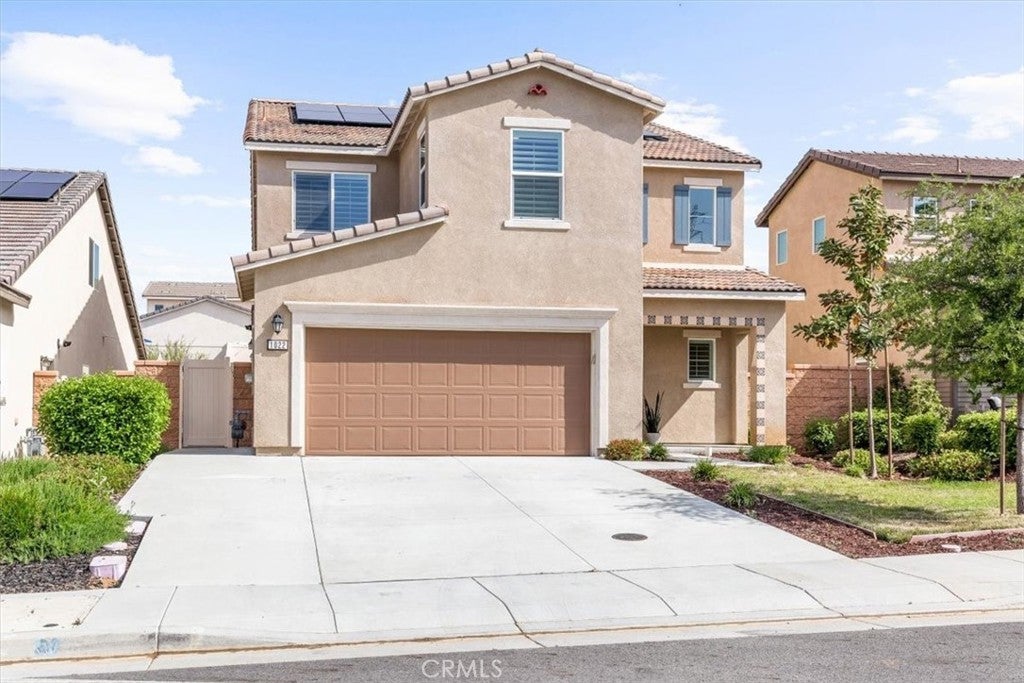 Photo of Listing #IV25171511