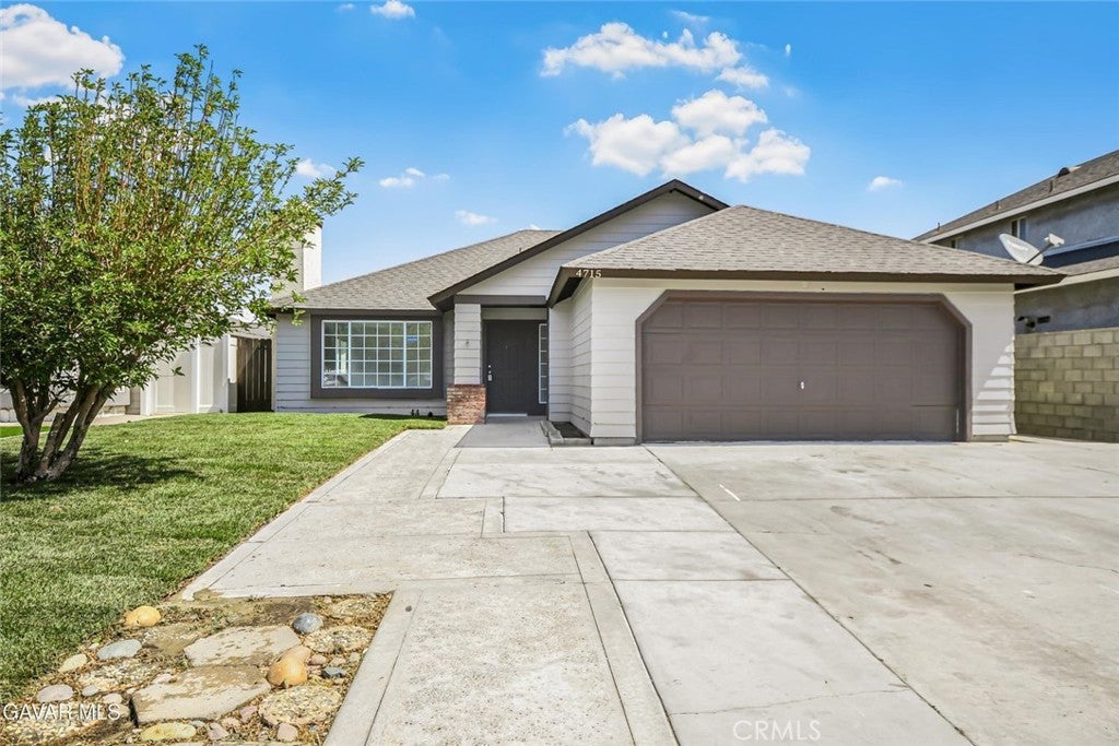 Photo of Listing #SR25172086