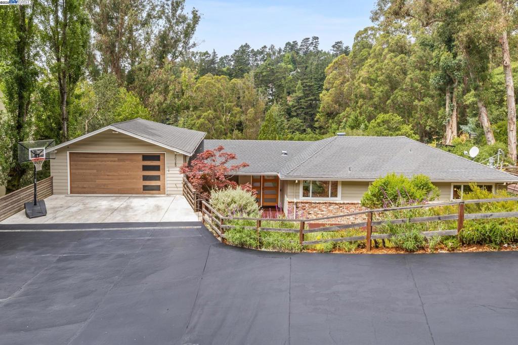 Photo of Listing #41106622