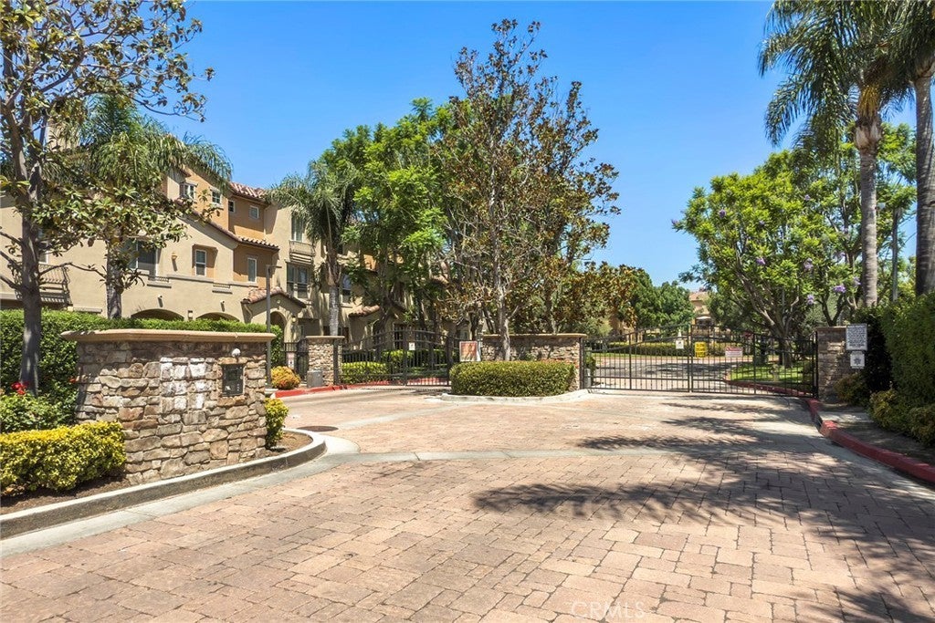 Photo of Listing #PW25171011