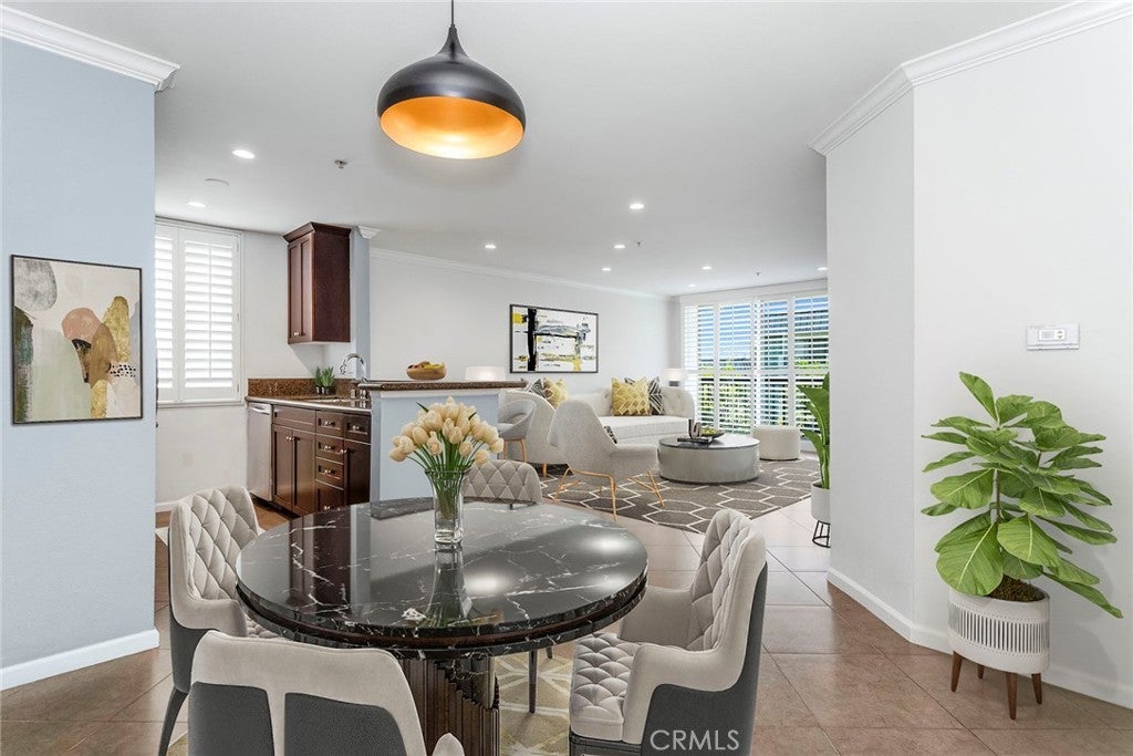 Photo of Listing #SR25170767