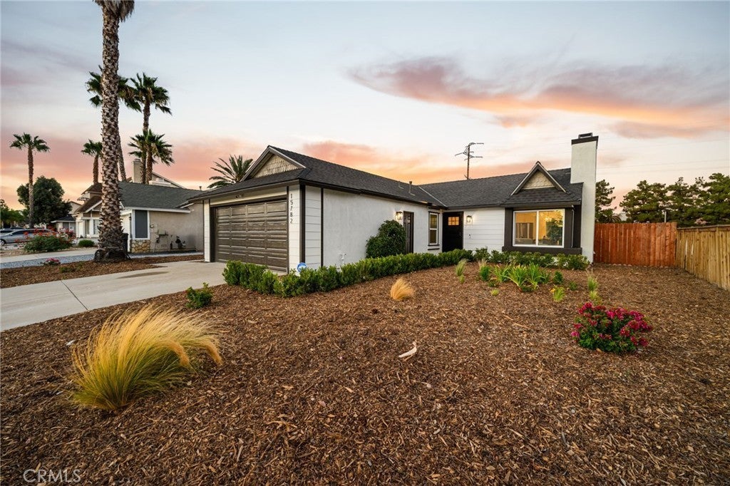 Photo of Listing #IV25172056