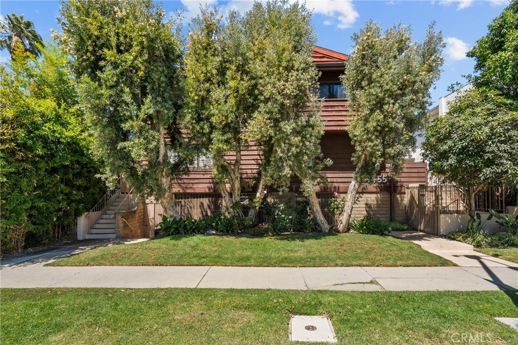 Photo of Listing #SR25172353