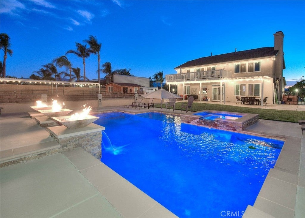 Photo of Listing #CV25169177