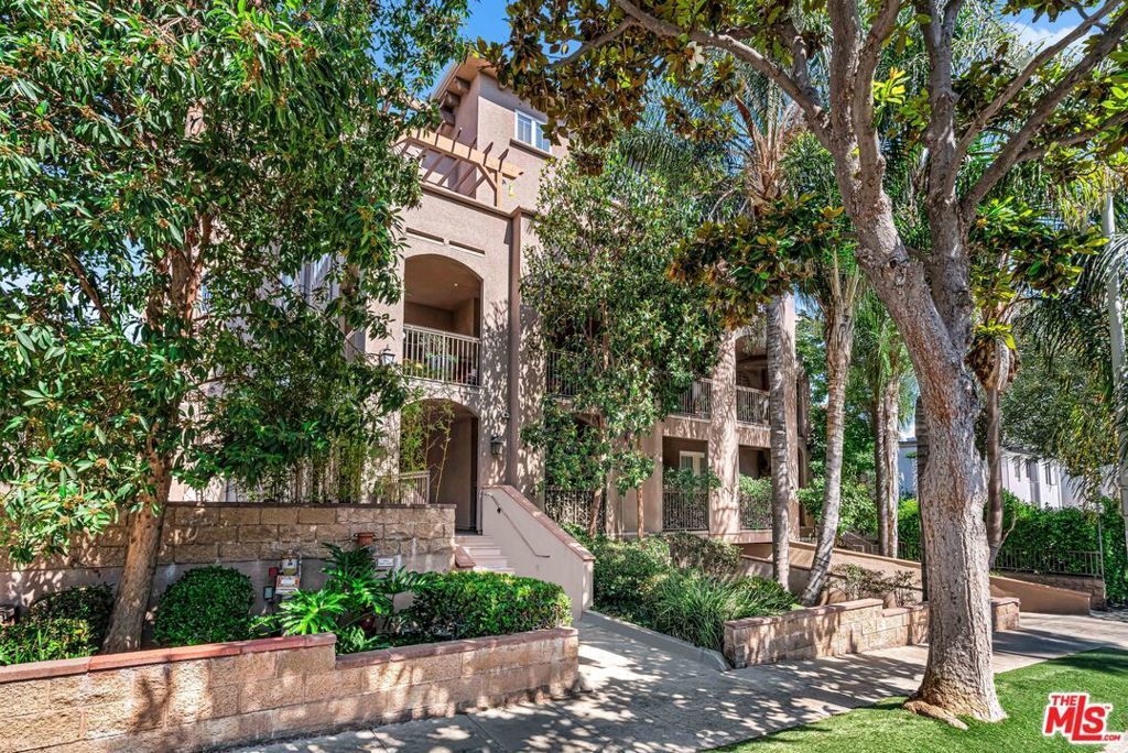 Photo of Listing #25572363