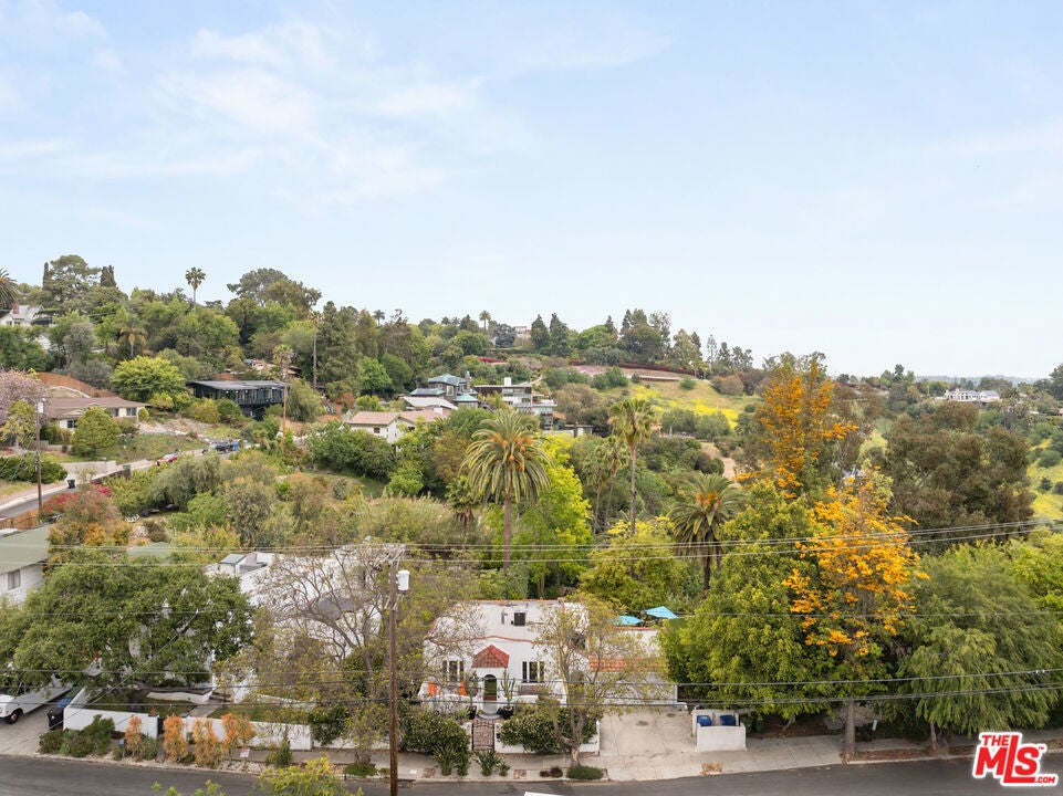 Photo of Listing #25572457