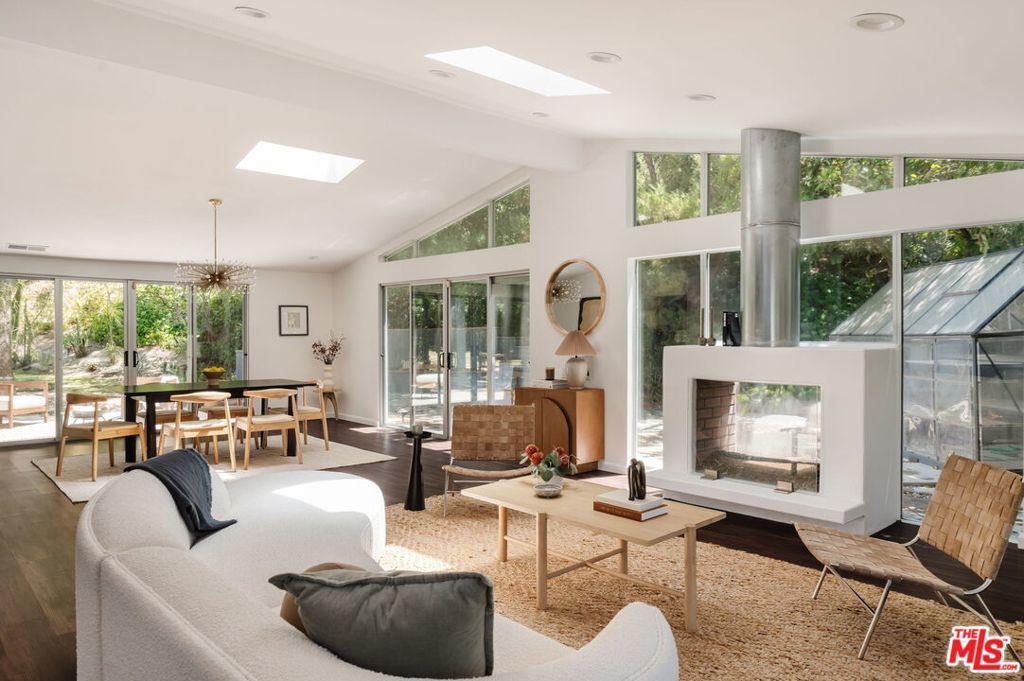 Photo of Listing #25571455